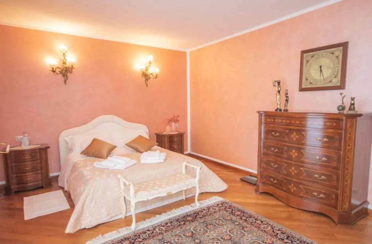 Casa vacanze Villa Giulia Gragnola Italia